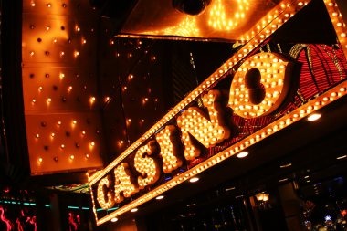 Sydney Pools live blackjack table with professional dealer